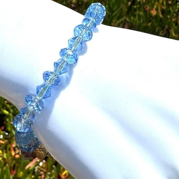 Colorful Glass Beaded Stretch Bracelet in Blue & Pastel Tones - Picture 6 of 10
